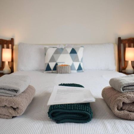 The Twickenham Apartment Near Strawberry Hill Esterno foto