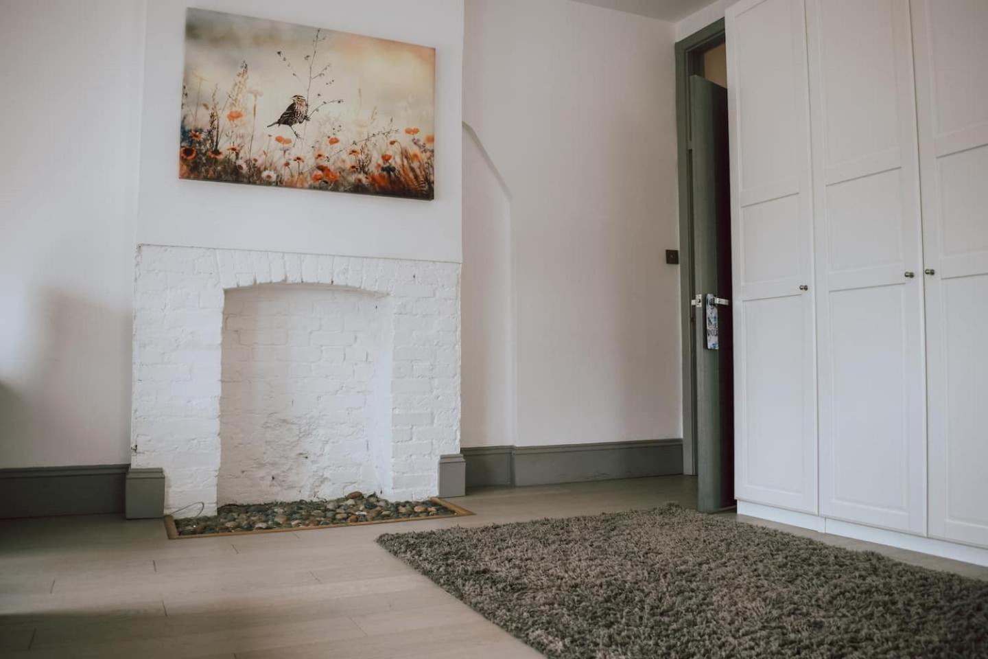 The Twickenham Apartment Near Strawberry Hill Esterno foto